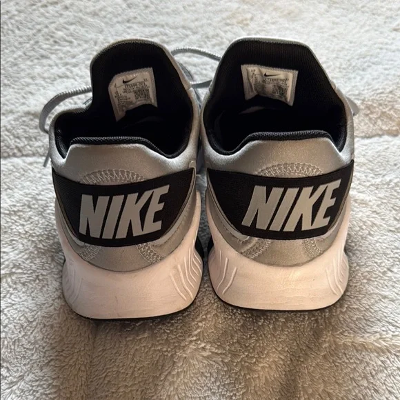 Nike Free Metcon 4 Wolf Grey - Picture 3 of 5